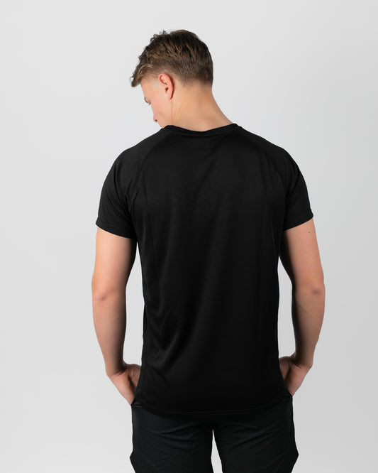 Essentials stuttermabolur