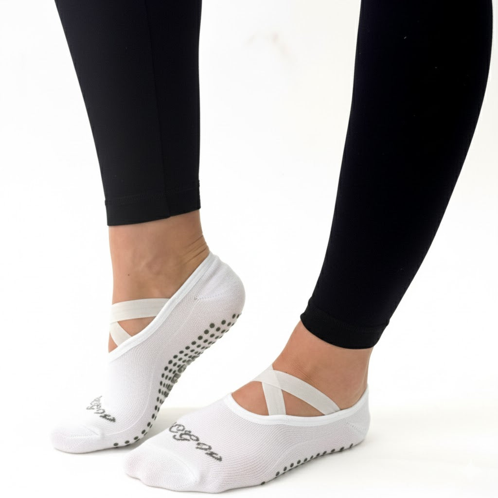 WCGW string sokkar með gripi